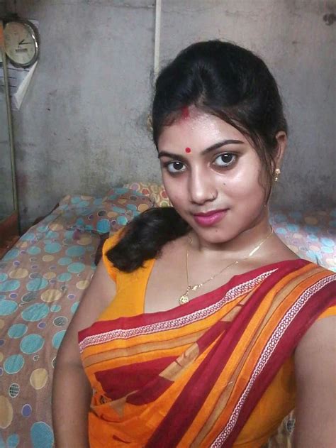 indian girls naked photo|Best Free Indian Nude Galleries